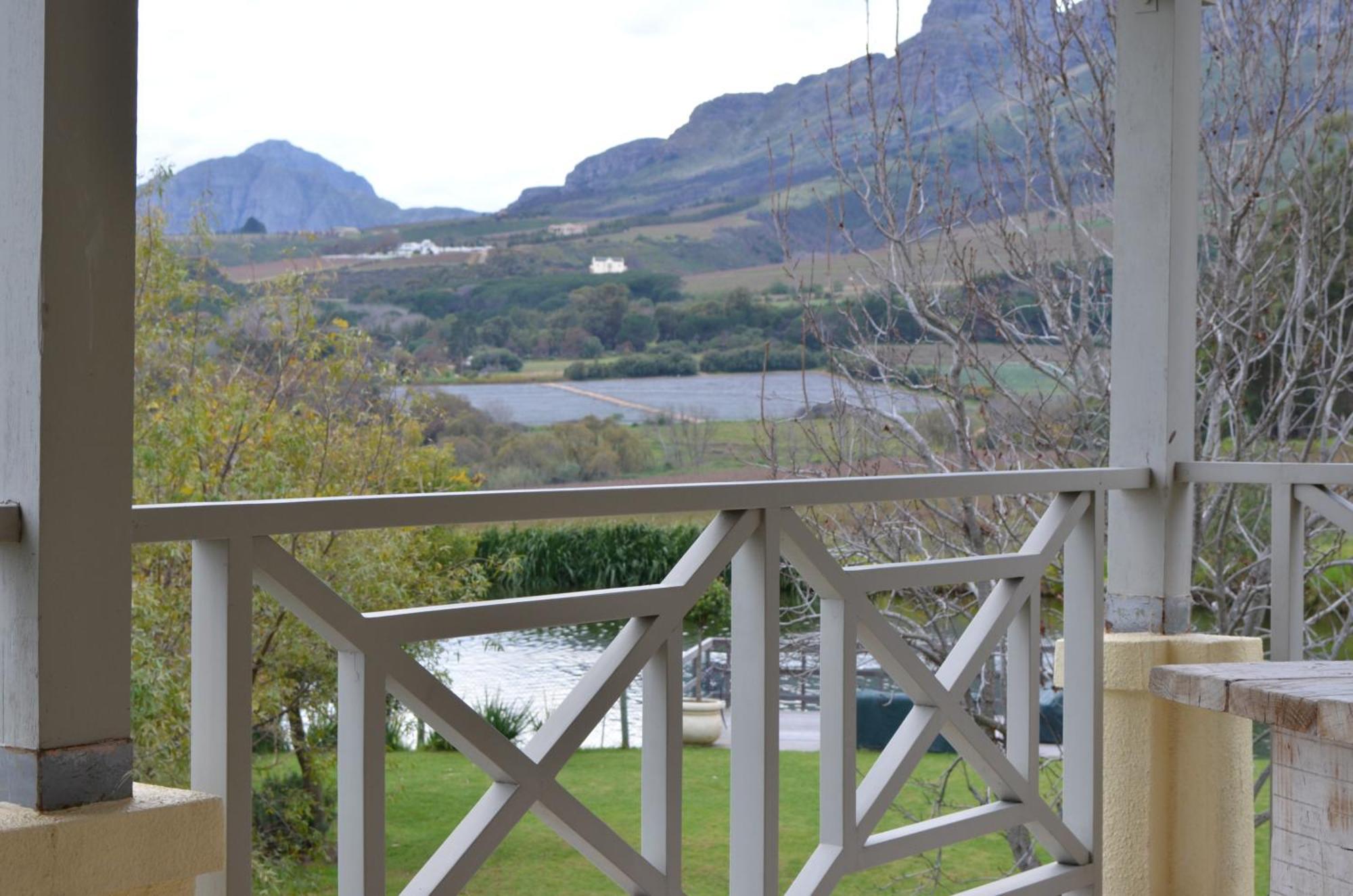 In The Vine Country Manor Guesthouse Stellenbosch Ngoại thất bức ảnh