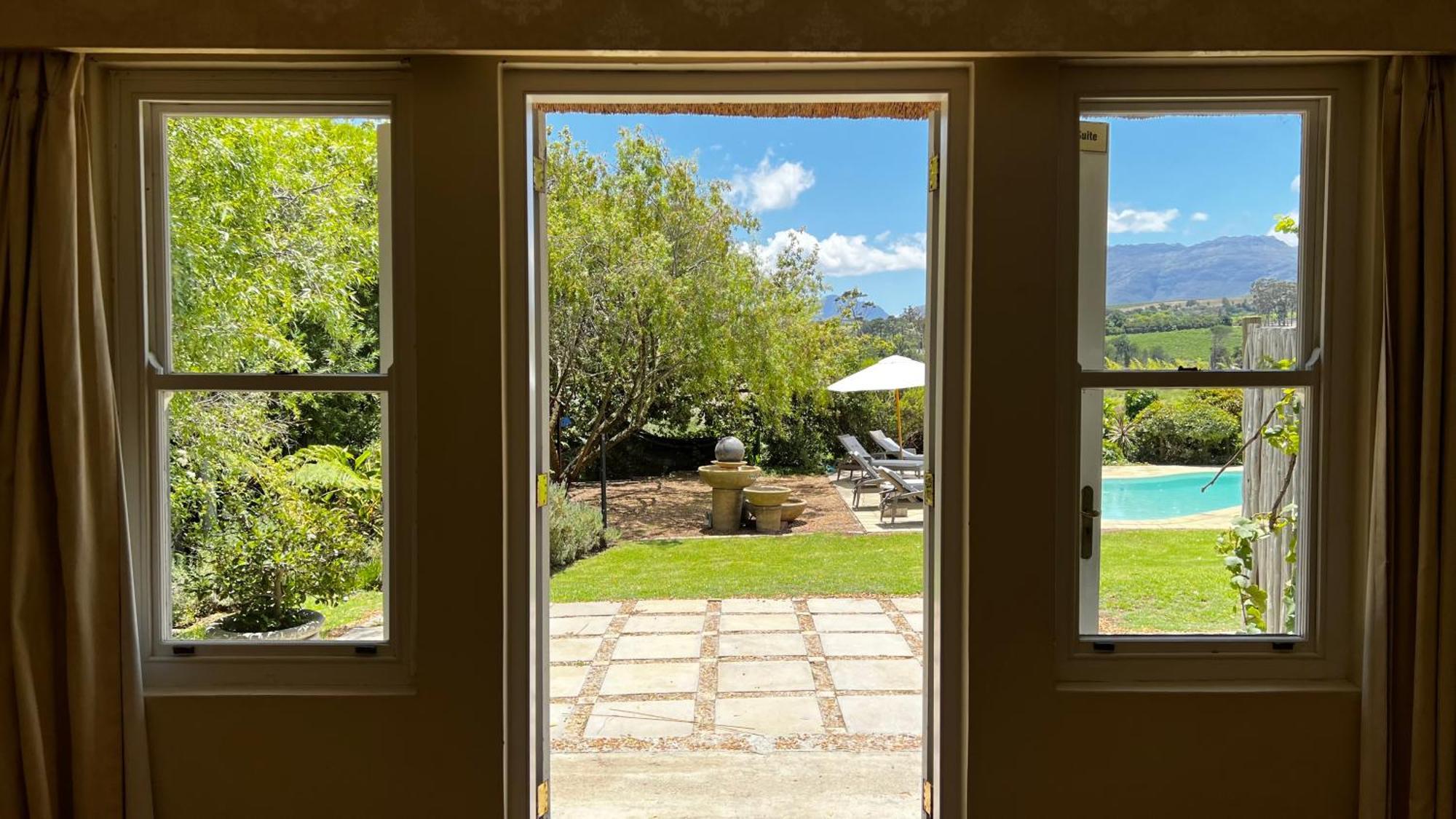 In The Vine Country Manor Guesthouse Stellenbosch Ngoại thất bức ảnh