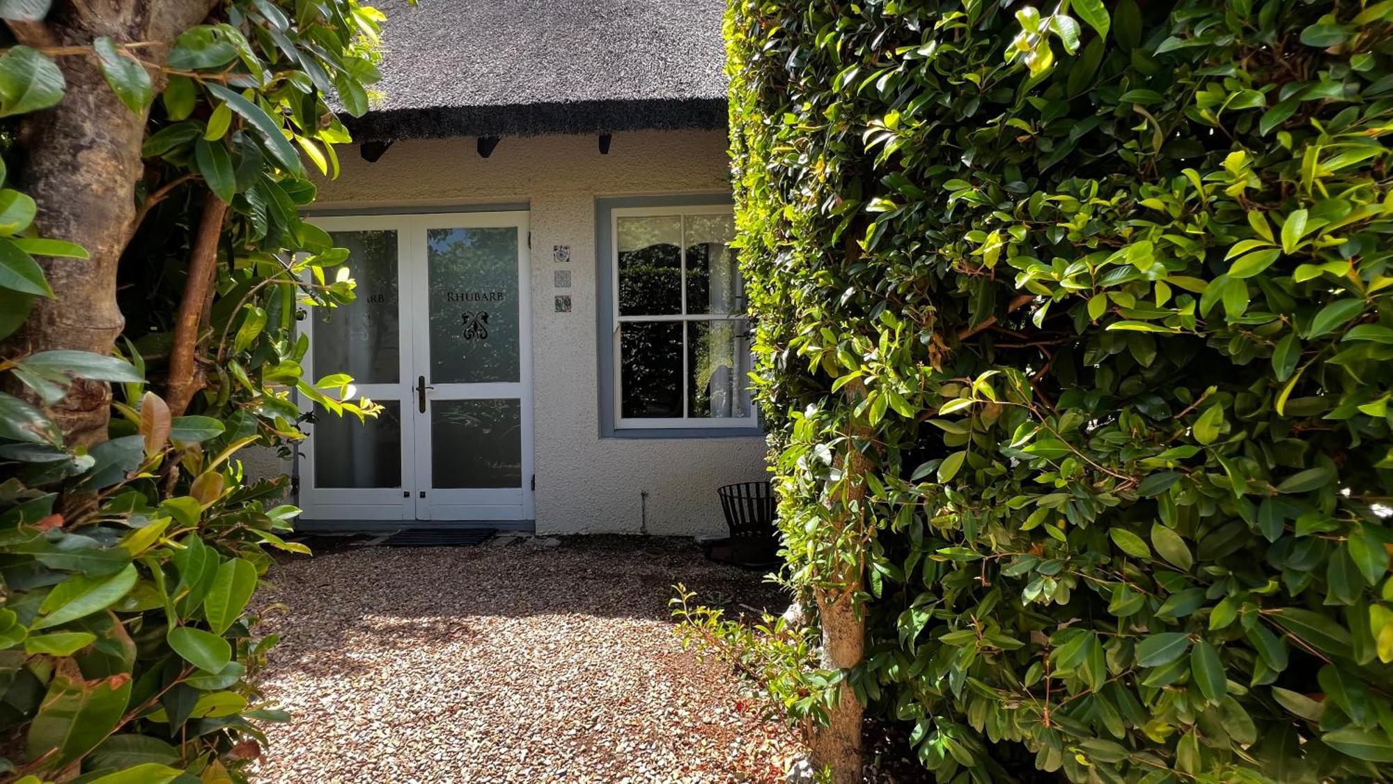 In The Vine Country Manor Guesthouse Stellenbosch Ngoại thất bức ảnh