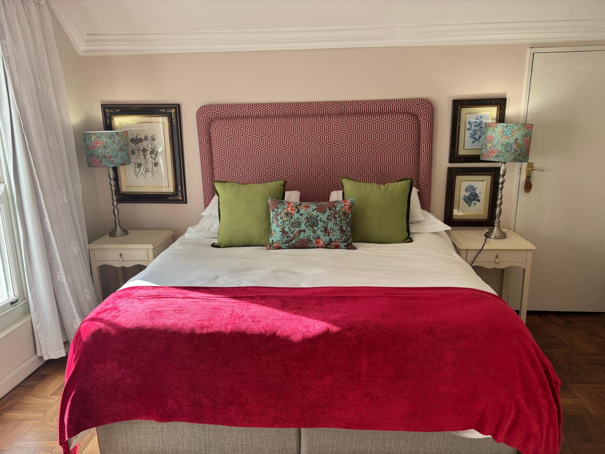 In The Vine Country Manor Guesthouse Stellenbosch Ngoại thất bức ảnh