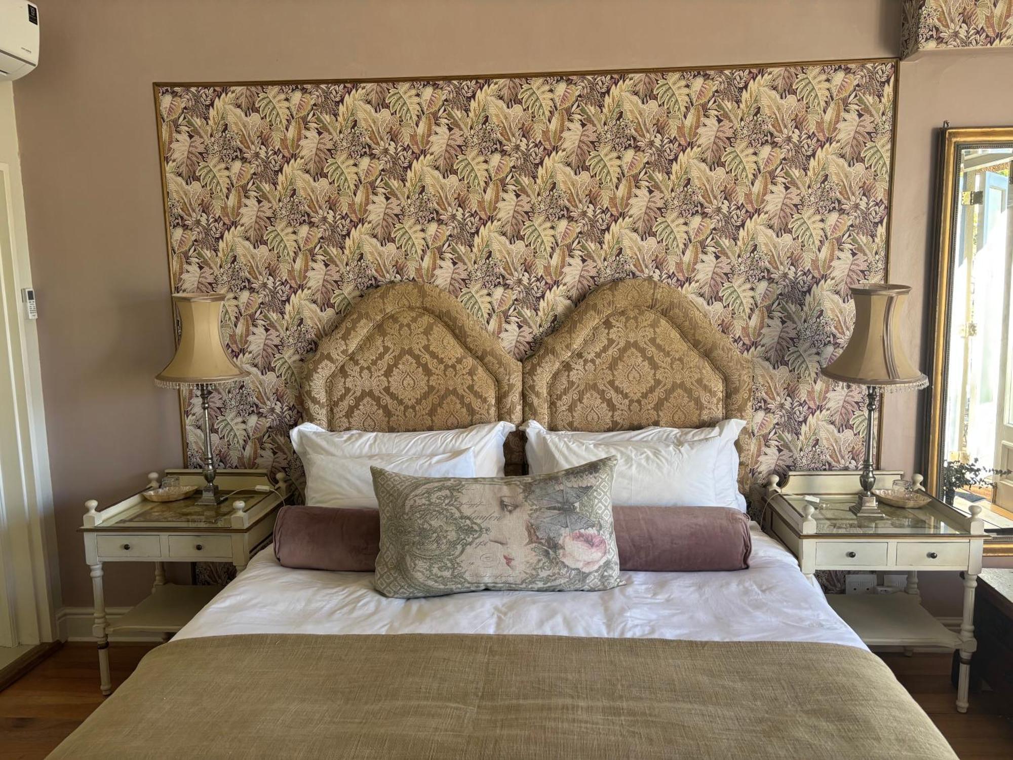 In The Vine Country Manor Guesthouse Stellenbosch Ngoại thất bức ảnh